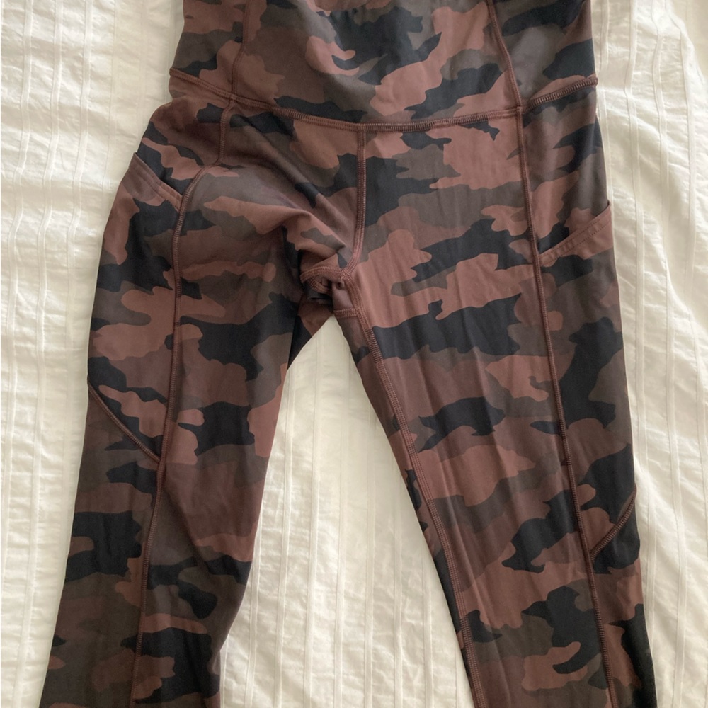 FAST AND FREE HIGH-RISE TIGHT 28" *NON-REFLECTIVE - sz 6